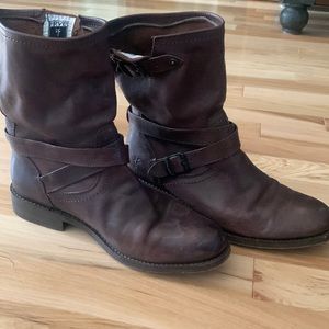 Frye, brown boot, size 81/2